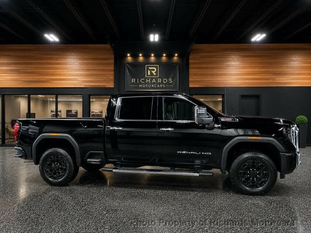 2025 GMC Sierra HD