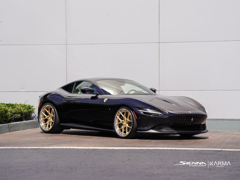 2022 FERRARI Roma