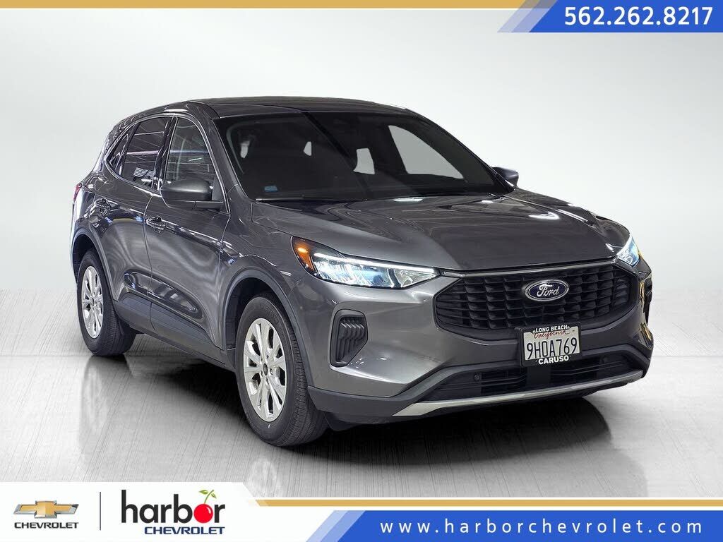 2023 FORD Escape