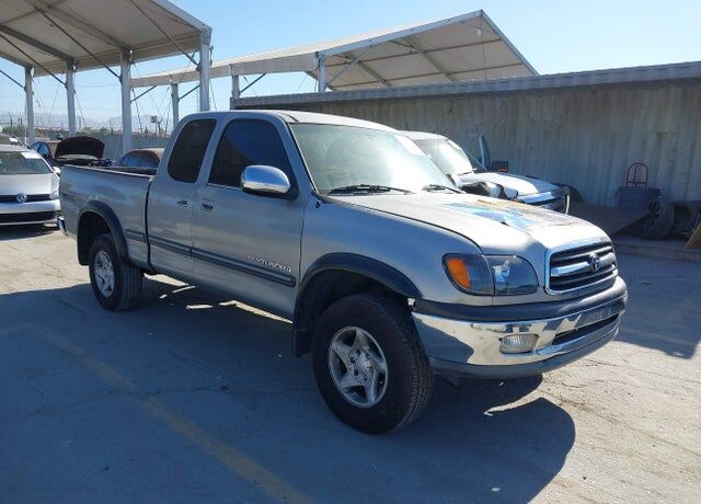 2002 TOYOTA Tundra