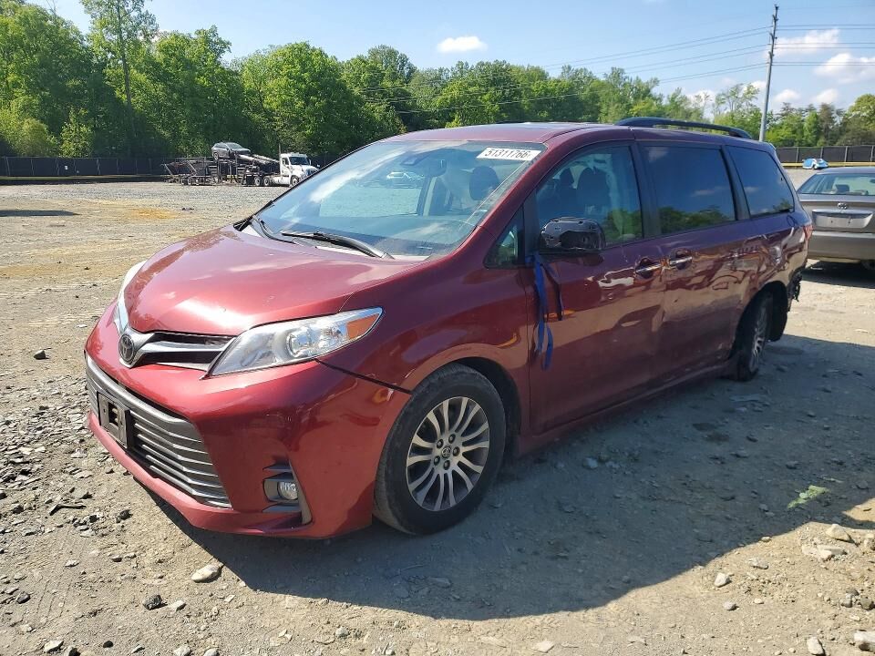 2020 TOYOTA Sienna