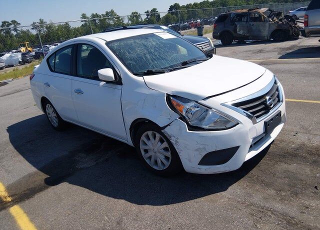 2018 NISSAN Versa