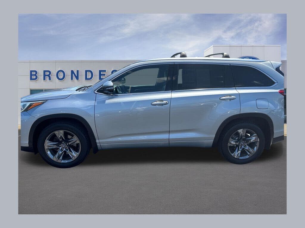 2017 TOYOTA Highlander