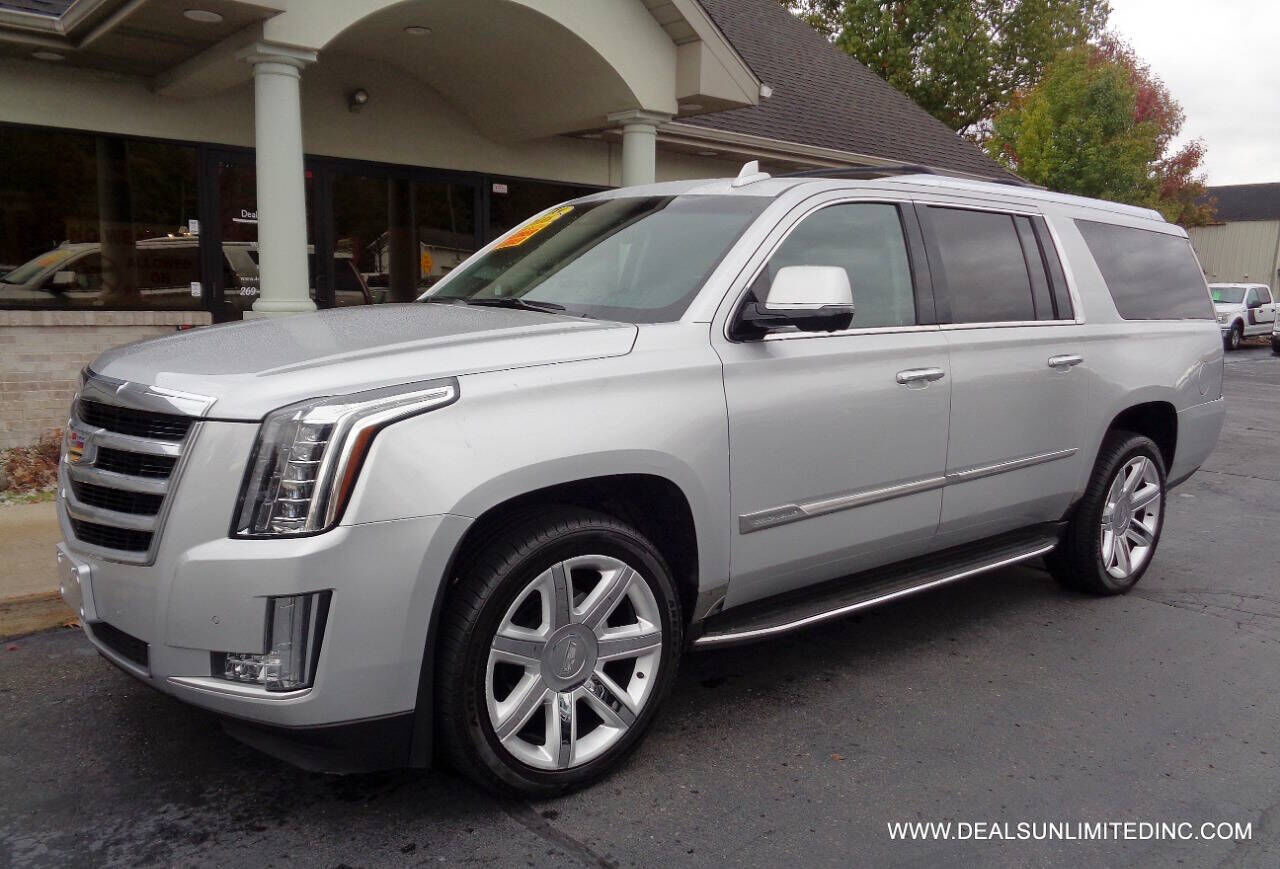 2016 CADILLAC Escalade