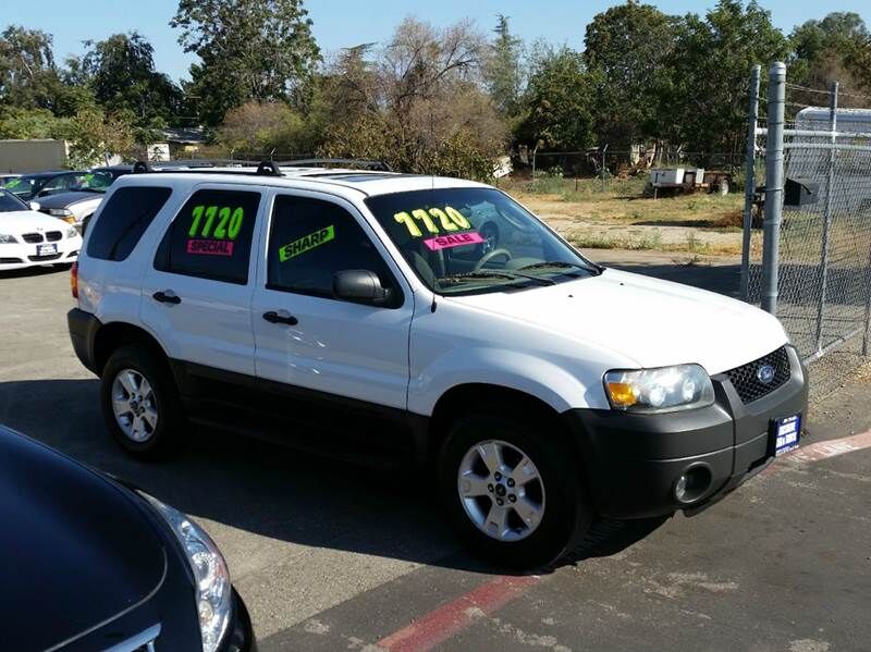 2005 FORD Escape