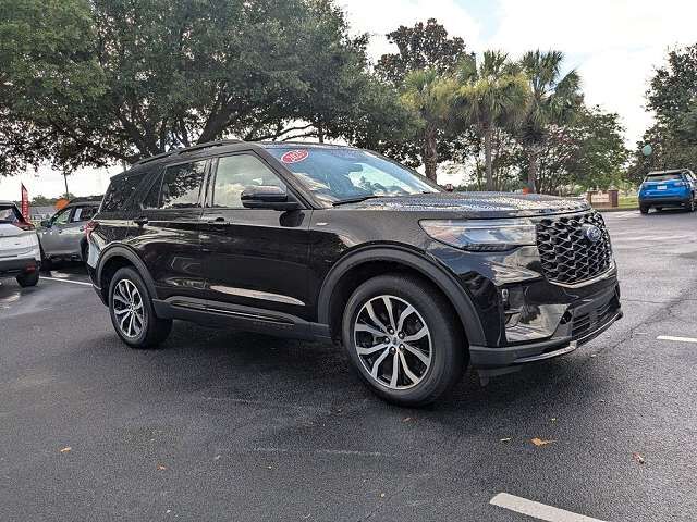 2025 FORD Explorer