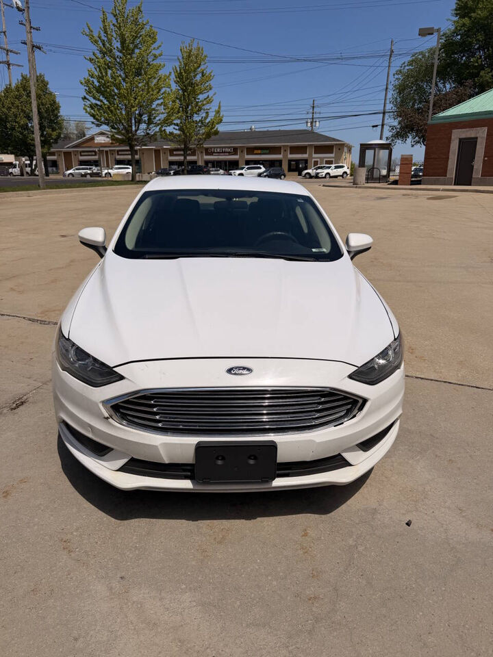 2017 FORD Fusion