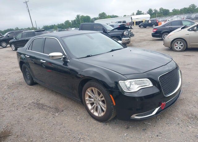 2017 CHRYSLER 300