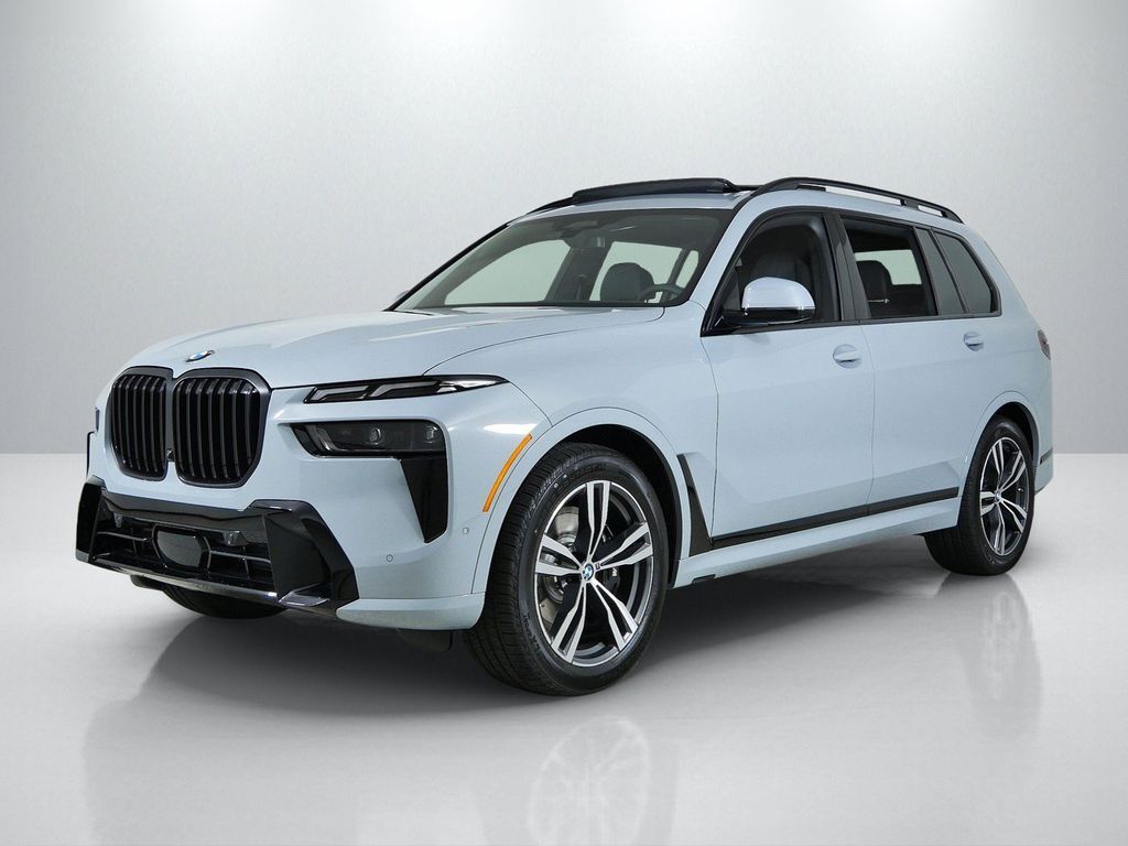 2027 BMW X7