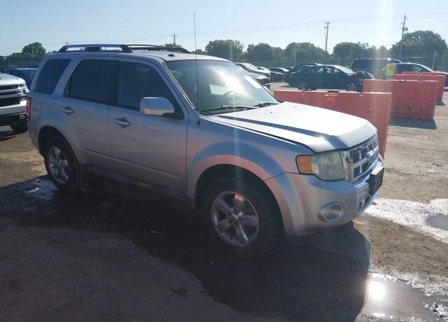 2011 FORD Escape