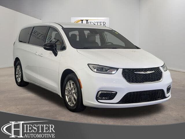 2025 CHRYSLER Pacifica