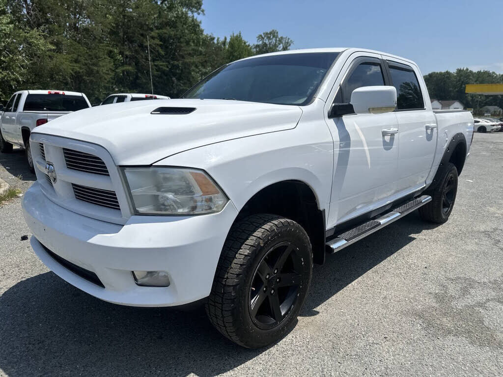 2012 DODGE Ram