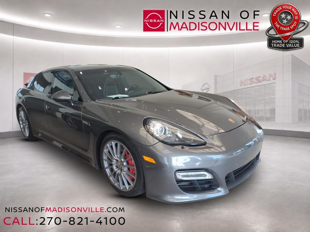 2013 PORSCHE Panamera