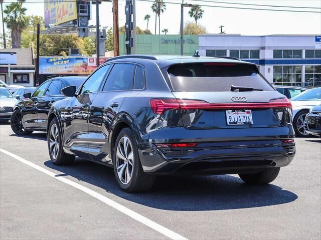 2024 Audi Q8