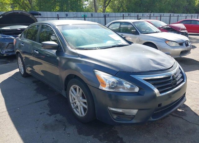 2013 NISSAN Altima
