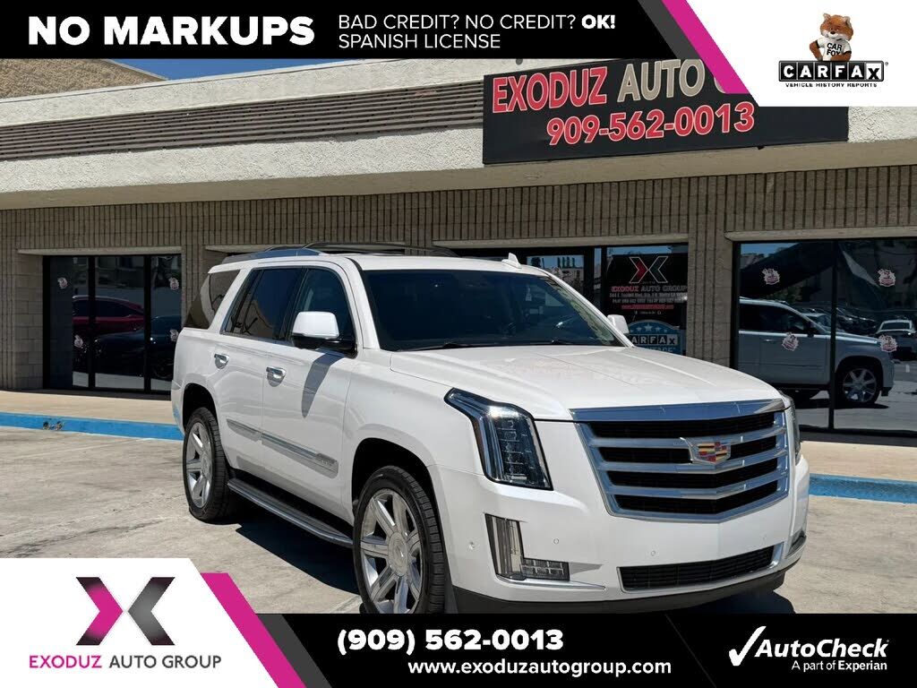 2017 CADILLAC Escalade