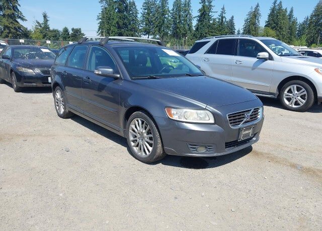 2009 VOLVO V50