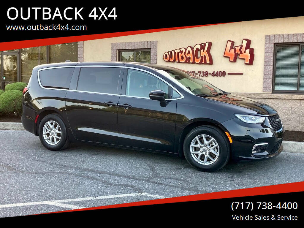 2023 CHRYSLER Pacifica