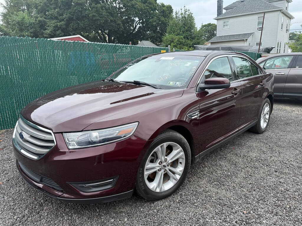 2018 FORD Taurus