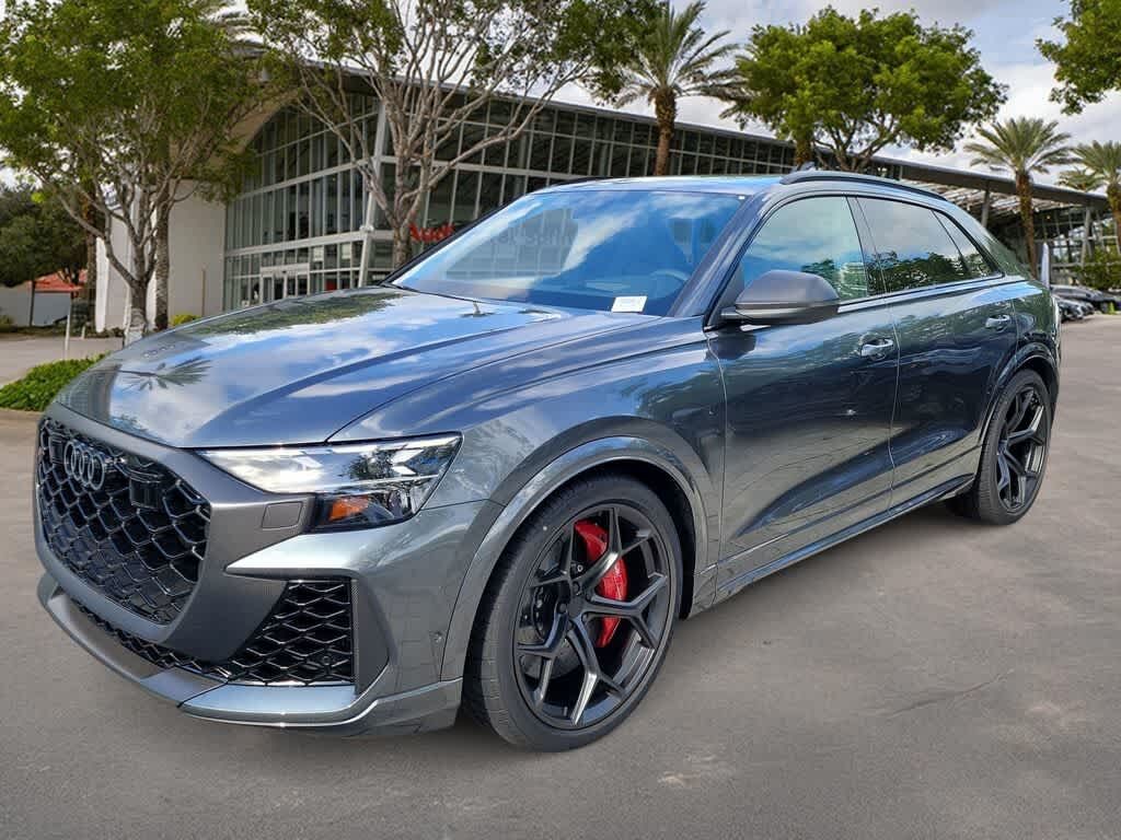 2026 AUDI RS Q8