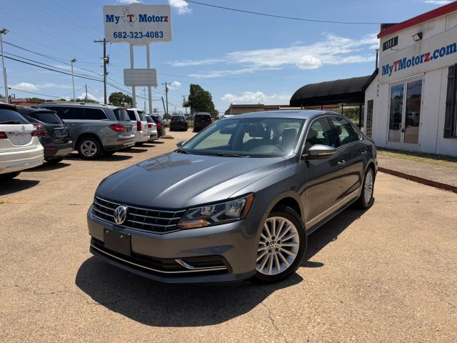 2017 VOLKSWAGEN Passat