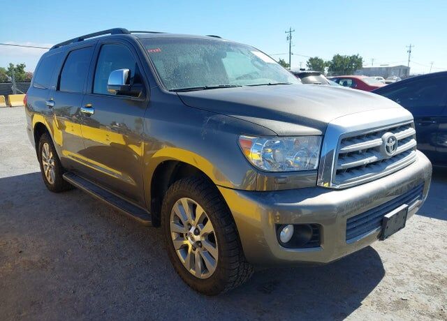 2010 TOYOTA Sequoia