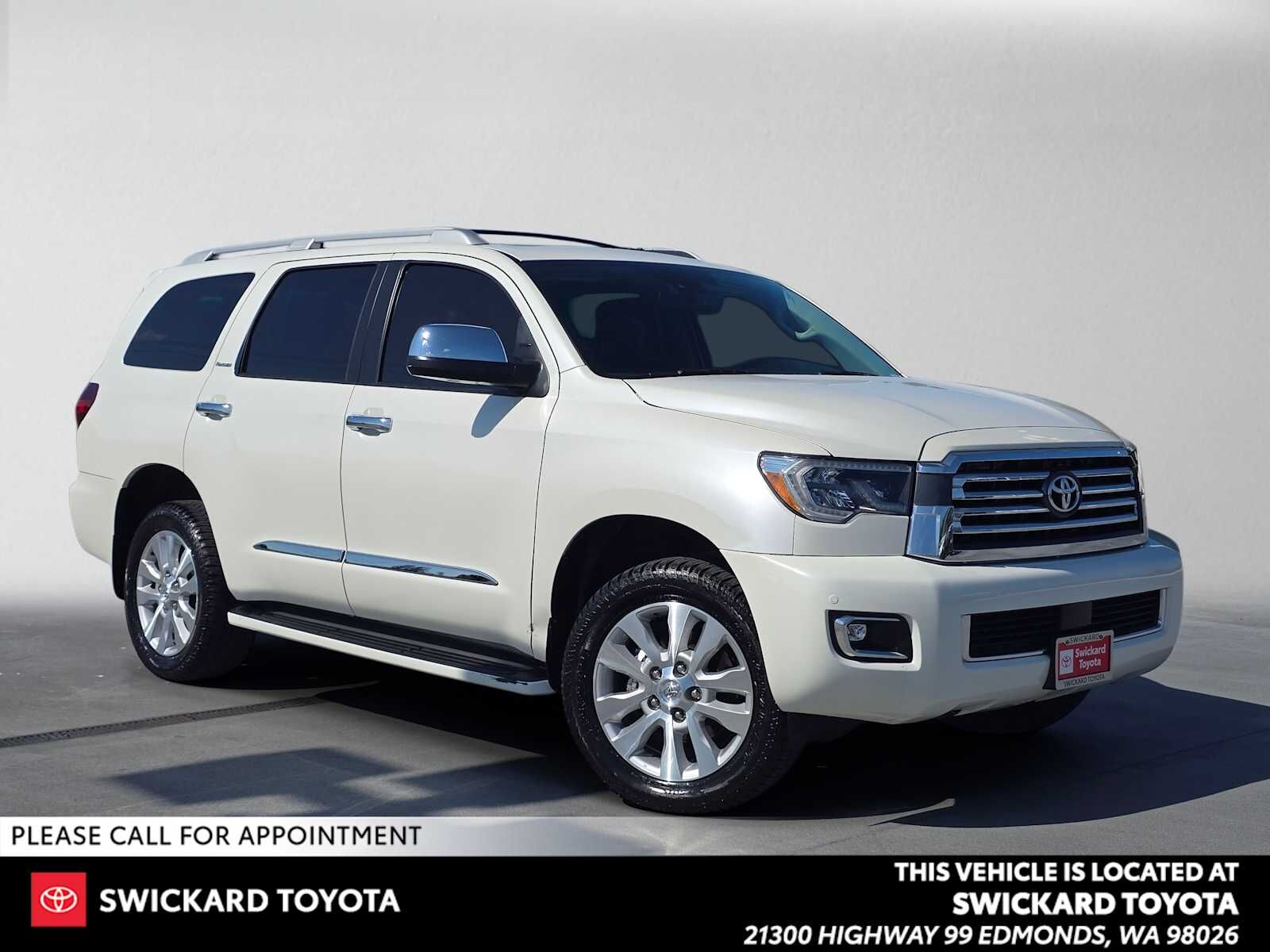 2018 TOYOTA Sequoia