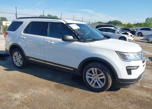 2018 FORD Explorer