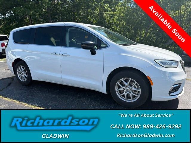 2024 CHRYSLER Pacifica