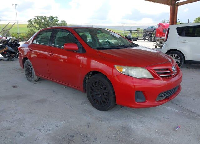 2013 TOYOTA Corolla