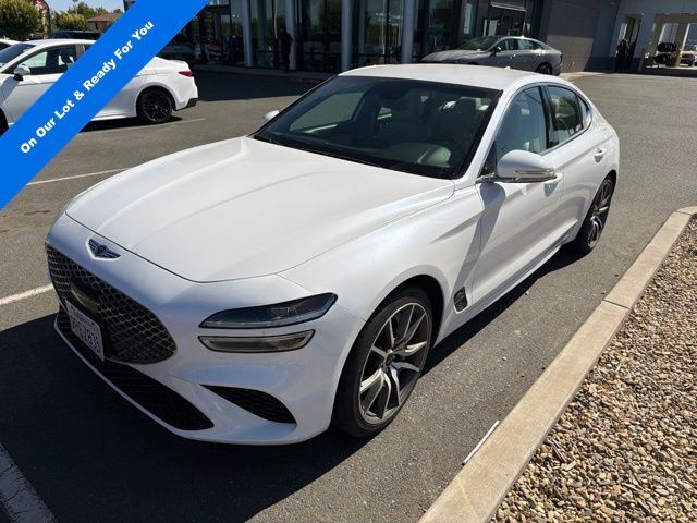 2025 GENESIS G70