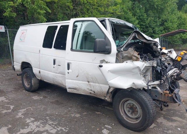 2009 FORD E-250