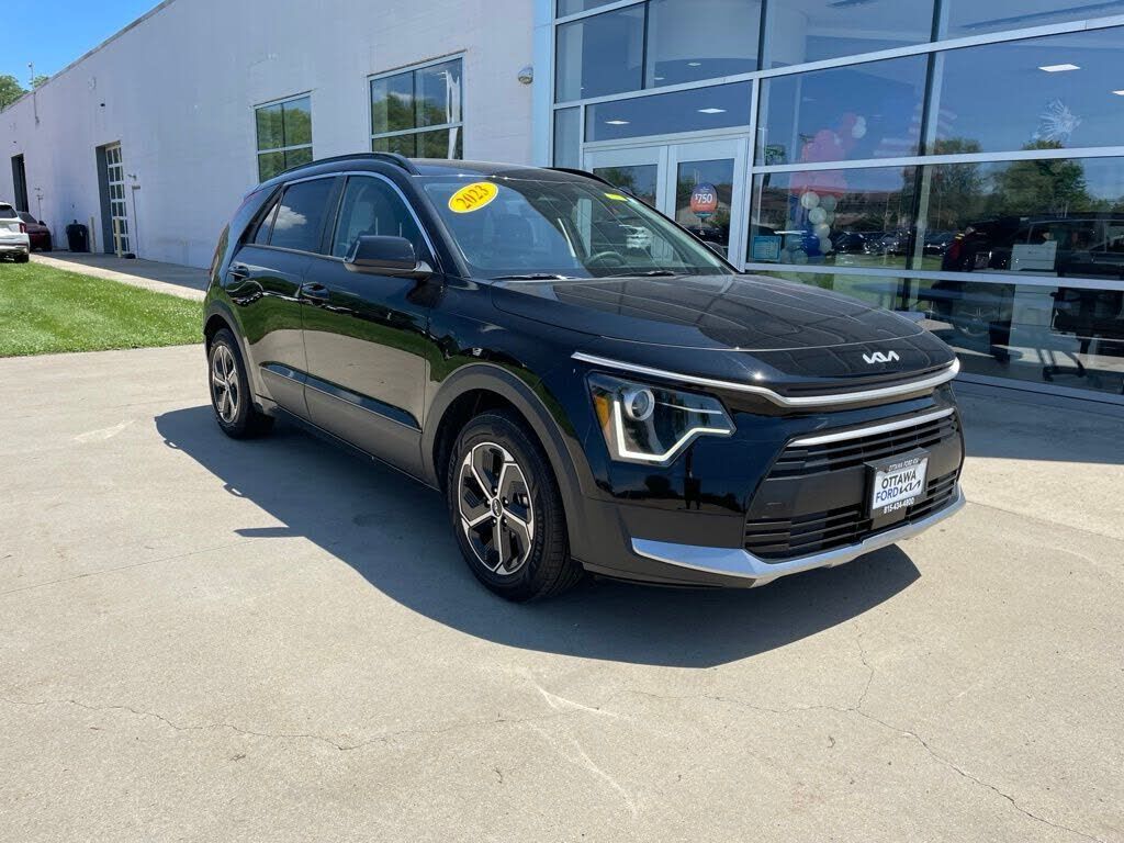 2023 KIA Niro