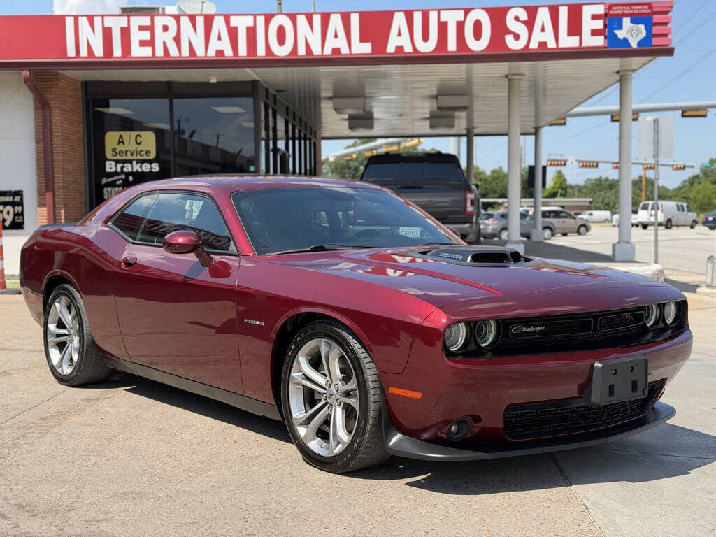 2022 DODGE Challenger