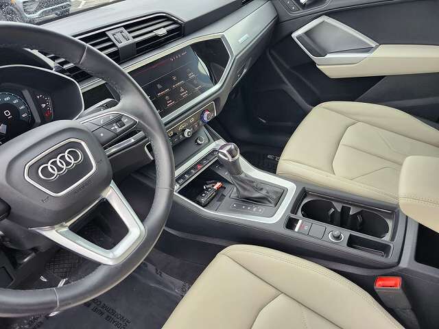 2023 Audi Q3
