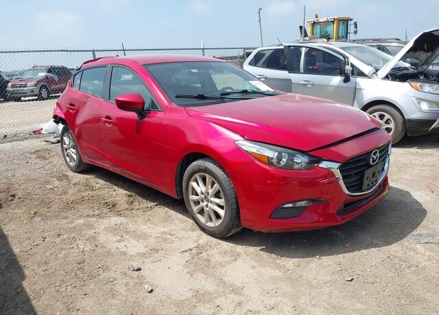 2017 MAZDA Mazda3