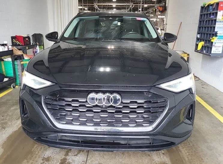 2024 Audi Q8