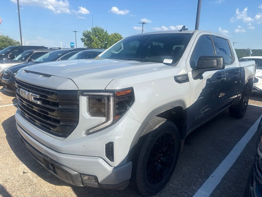 2024 GMC Sierra