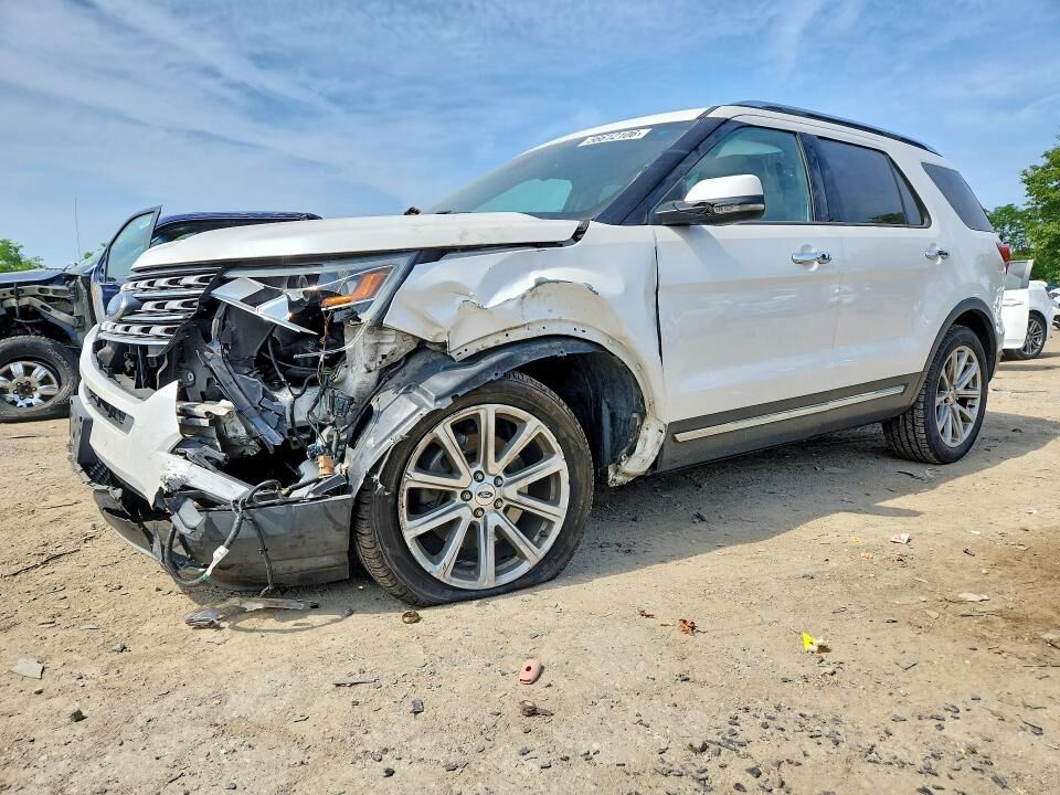2017 FORD Explorer