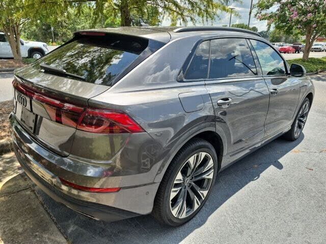 2025 Audi Q8