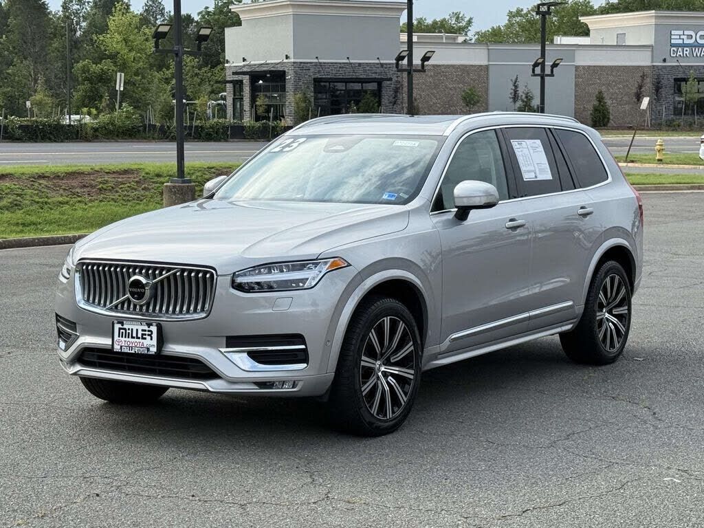 2023 VOLVO XC90