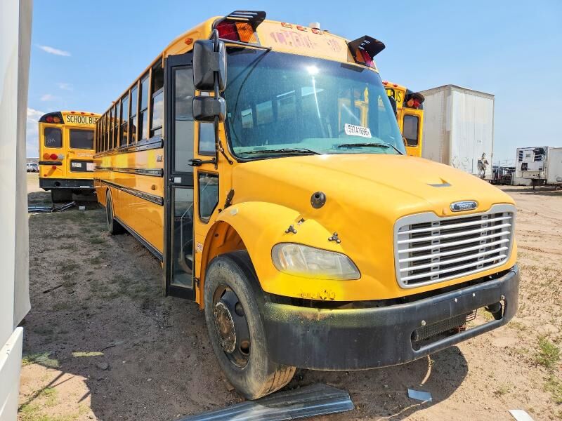 2011 FREIGHTLINER B2 Bus Chassis
