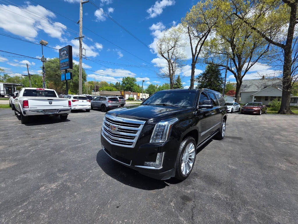2019 CADILLAC Escalade ESV