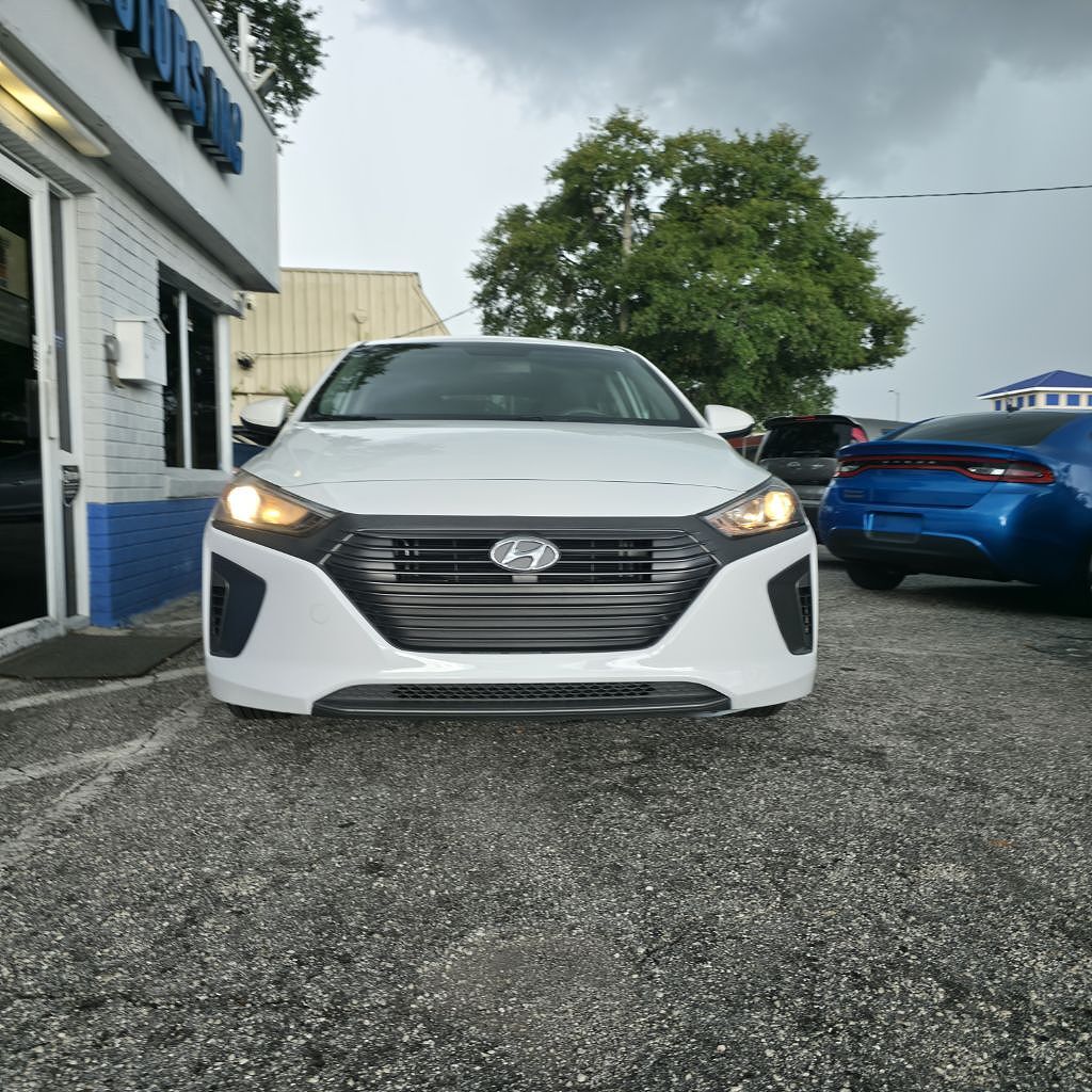 2017 HYUNDAI Ioniq