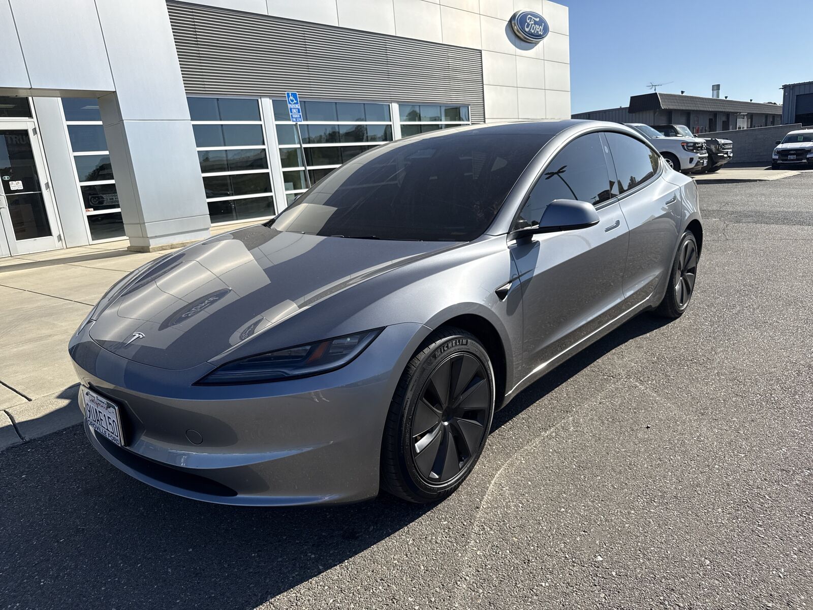 2025 TESLA Model 3