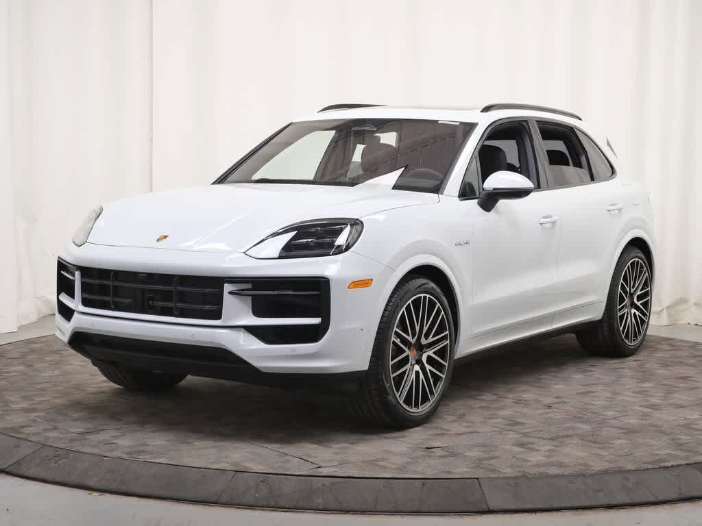 2026 PORSCHE Cayenne