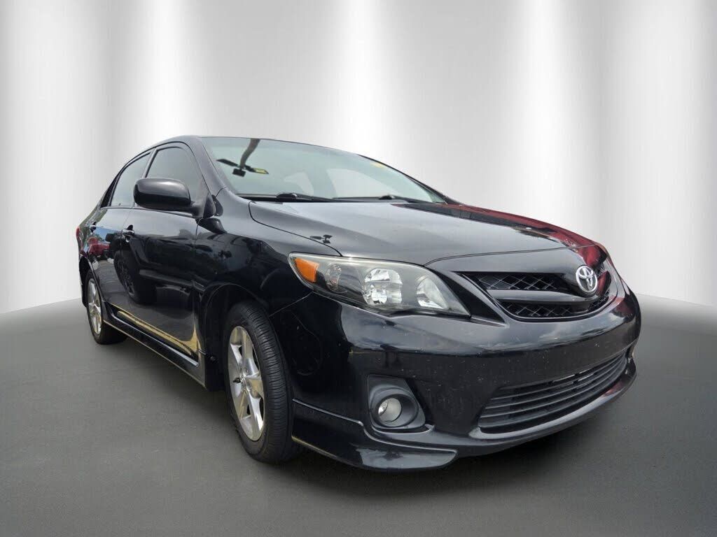 2011 TOYOTA Corolla