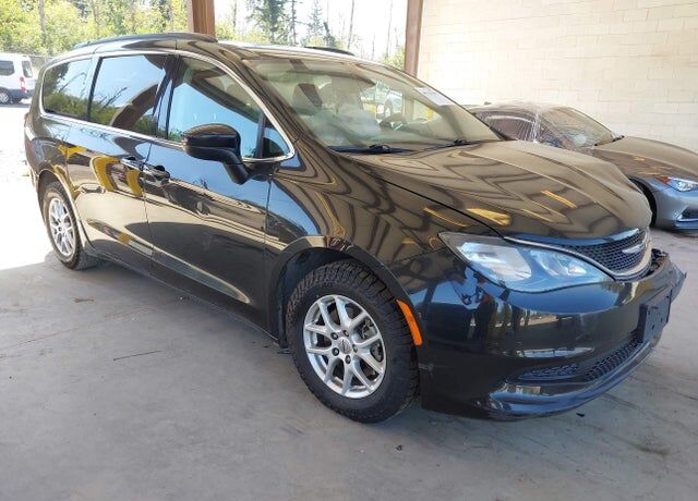2021 CHRYSLER Voyager