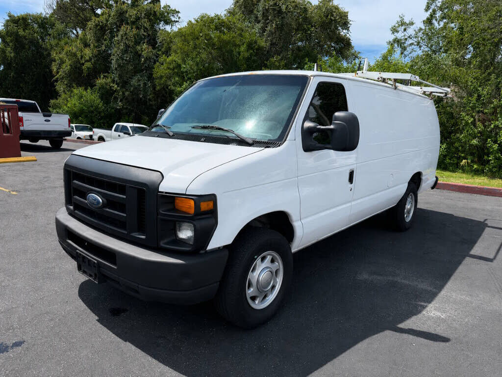 2009 FORD E-350