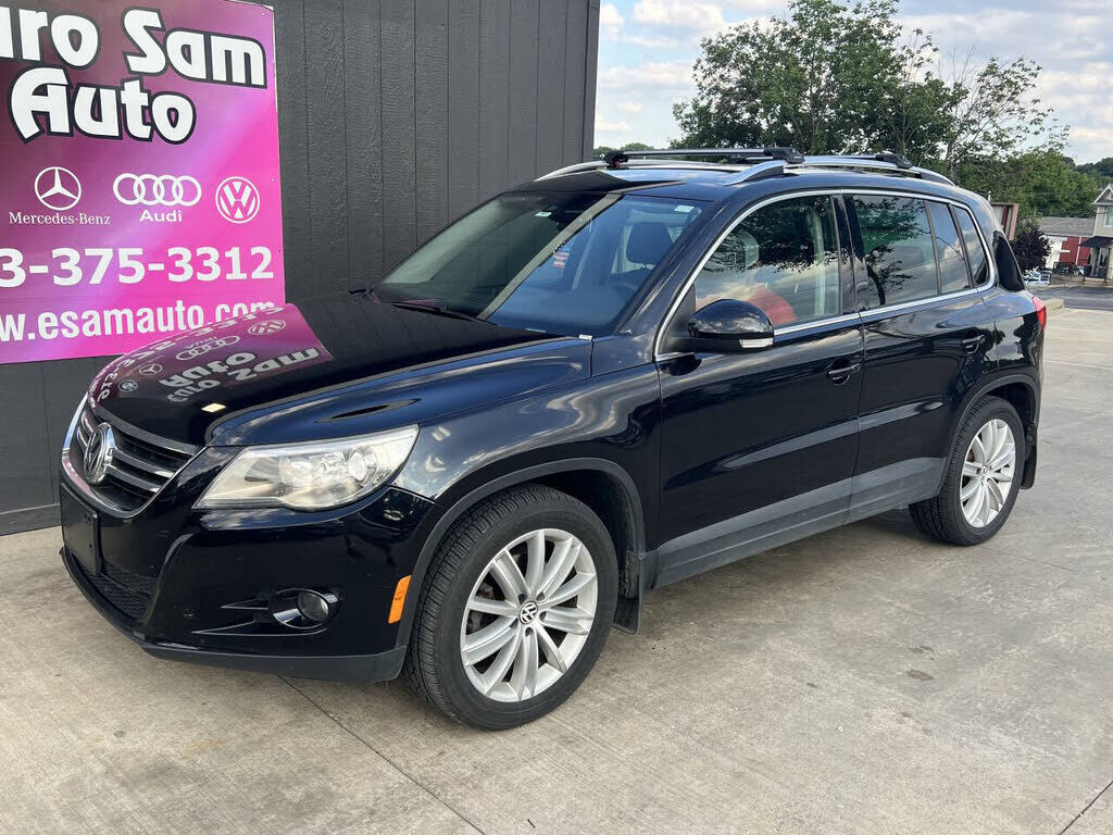 2011 VOLKSWAGEN Tiguan